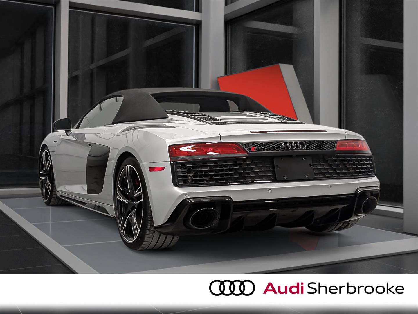 audi R8 Spyder 2023 - 5