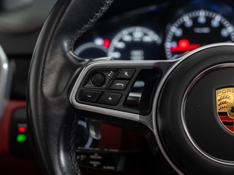 porsche Cayenne 2019 - 27