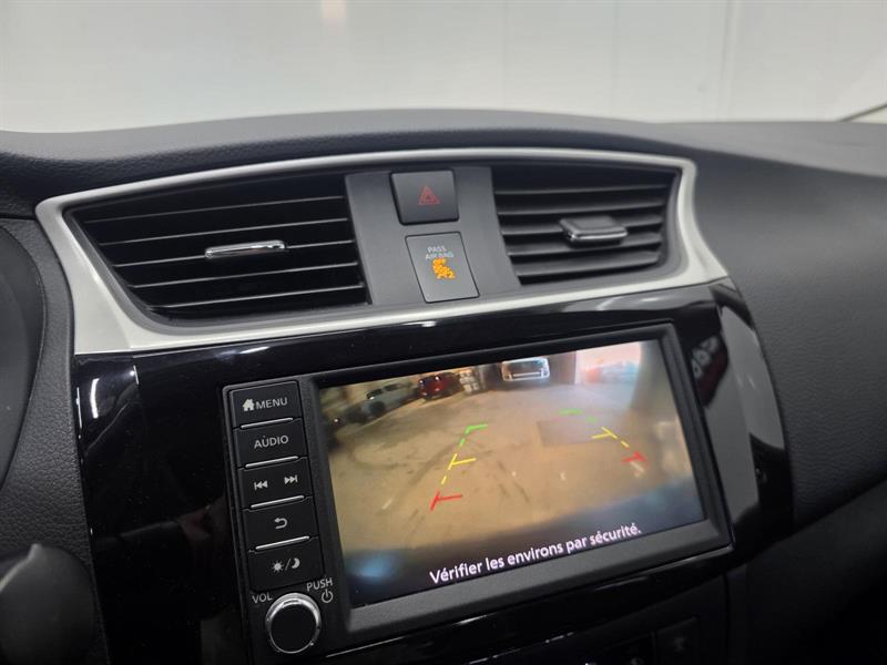 nissan Sentra 2019 - 12