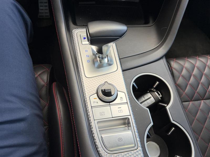 genesis G70 2022 - 17