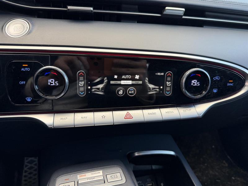 genesis GV70 2022 - 16