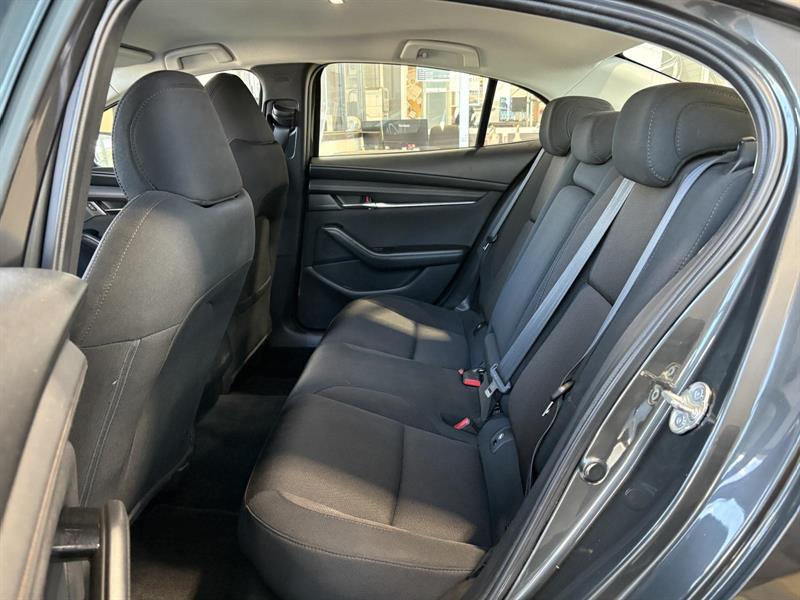 mazda Mazda3 2020 - 23