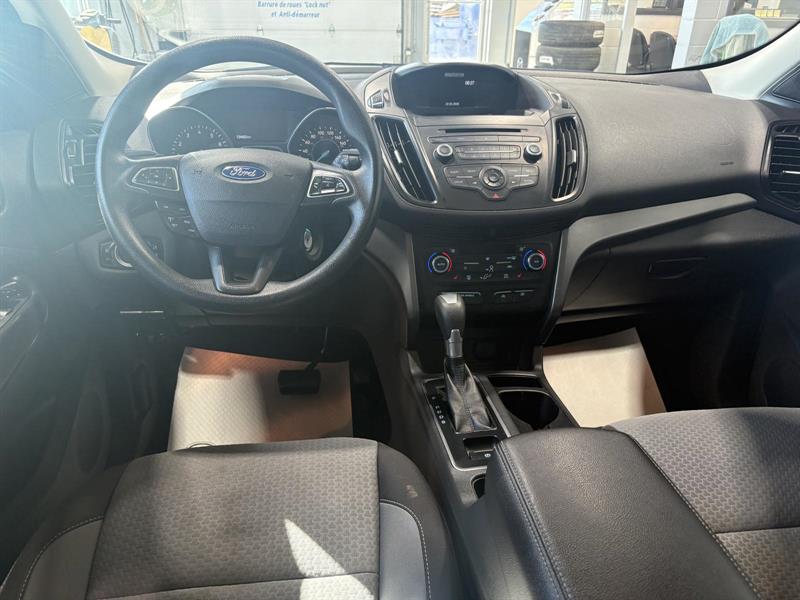 ford Escape 2017 - 11