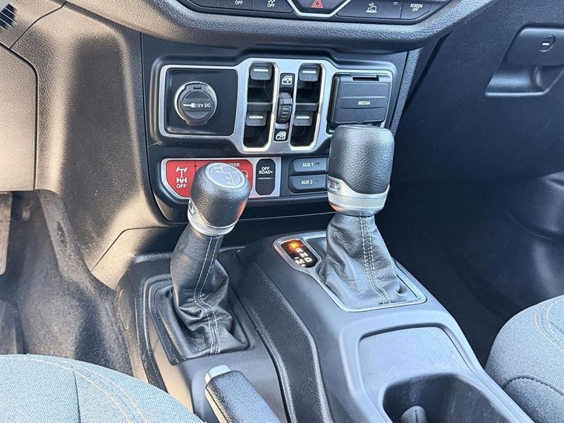 jeep Wrangler 2024 - 26