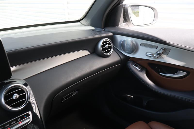 mercedes-benz GLC-Class 2019 - 16