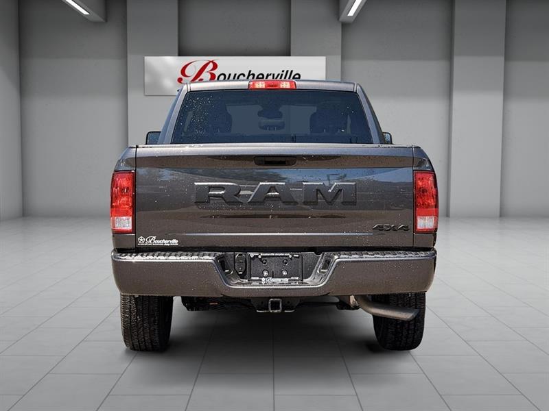 ram 1500 Classic 2022 - 4
