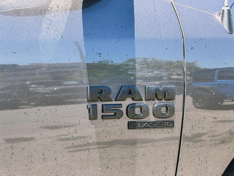 ram 1500 Classic 2022 - 9