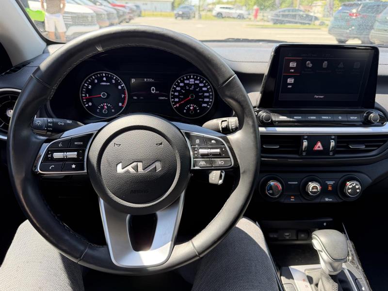 kia Forte 2023 - 11