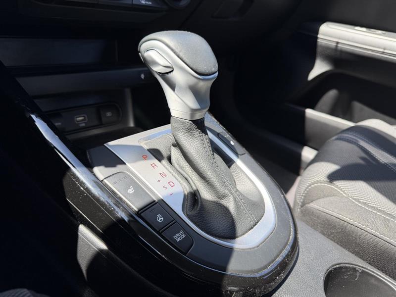 kia Forte 2023 - 18