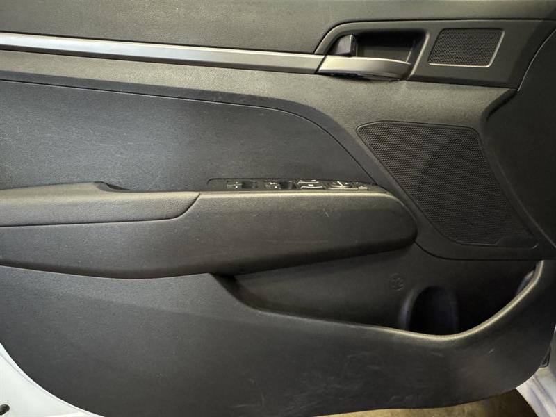hyundai Elantra 2017 - 12