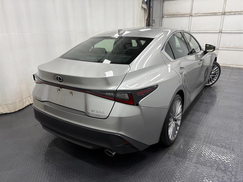 lexus IS 2021 - 10