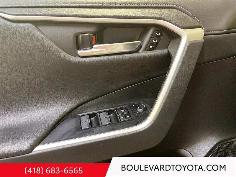 toyota RAV4 2023 - 8