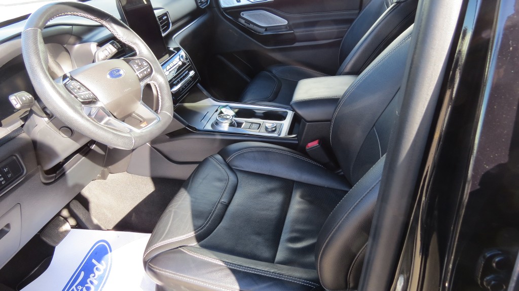 ford Explorer 2022 - 6