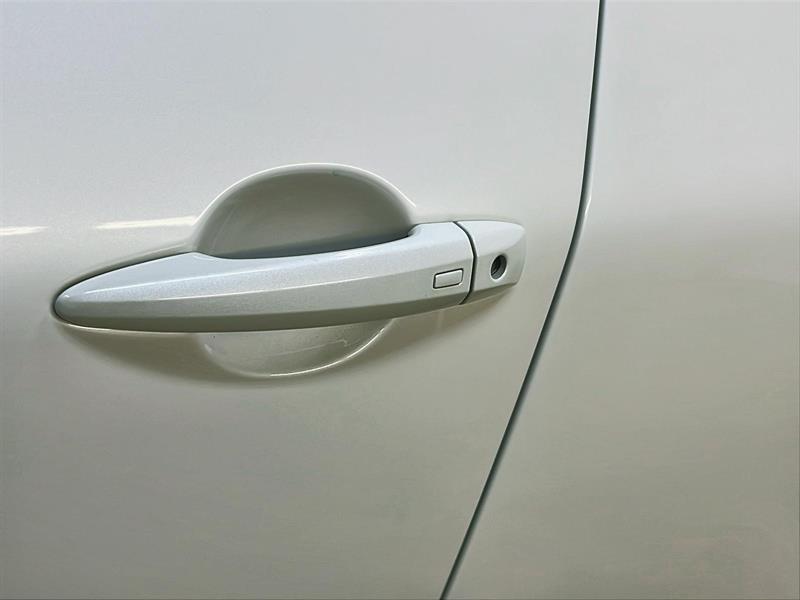 nissan Rogue 2023 - 25
