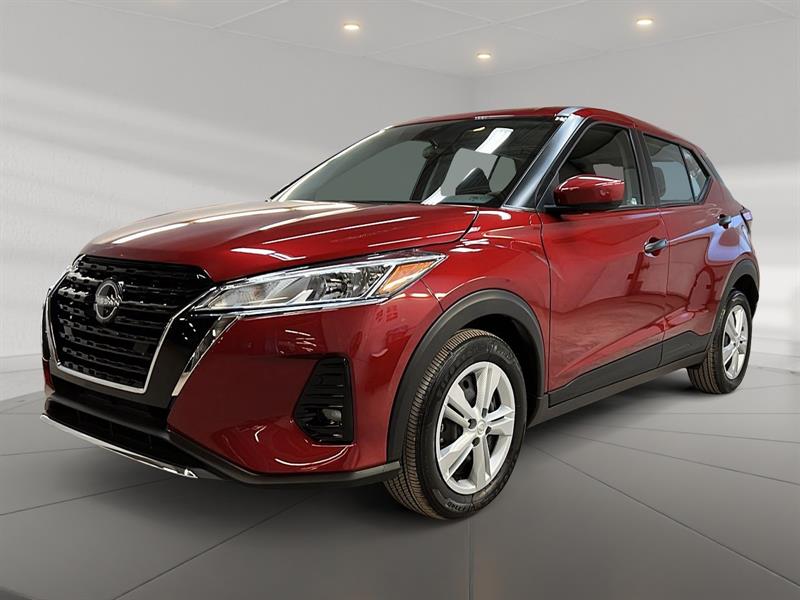 nissan Kicks Play 2025