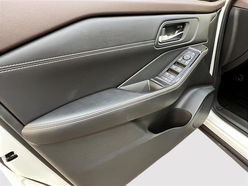 nissan Rogue 2023 - 25