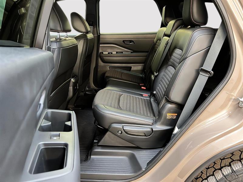 nissan Pathfinder 2024 - 9