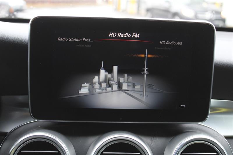 mercedes-benz GLC 2019 - 26