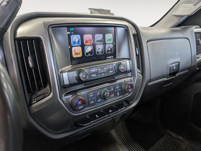 chevrolet Silverado 1500 2018 - 16