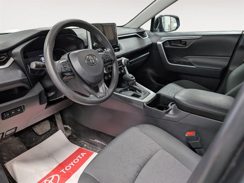 toyota RAV4 2025 - 8