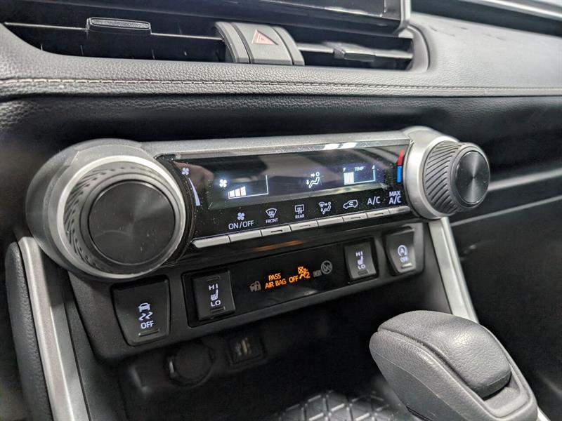 toyota RAV4 2025 - 18
