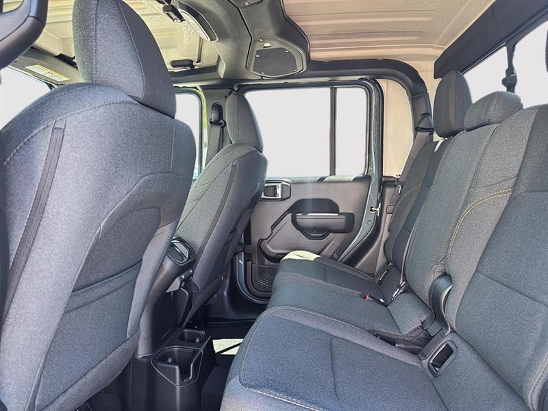 jeep Gladiator 2026 - 15
