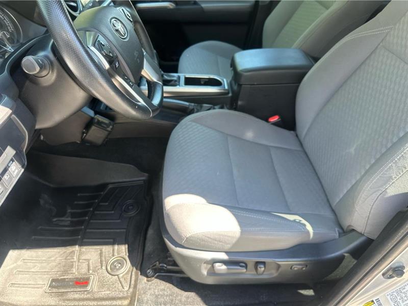 toyota Tacoma 2023 - 15