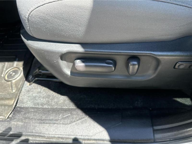 toyota Tacoma 2023 - 17
