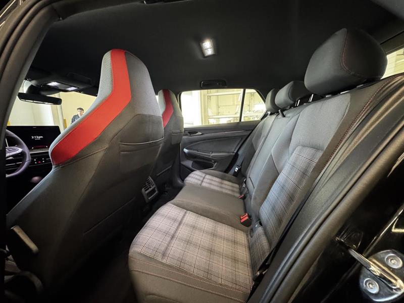 volkswagen Golf GTI 2025 - 16