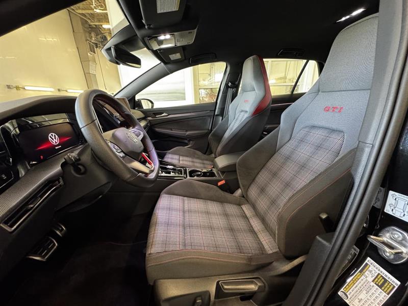 volkswagen Golf GTI 2025 - 18