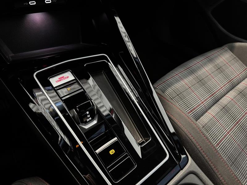 volkswagen Golf GTI 2025 - 22