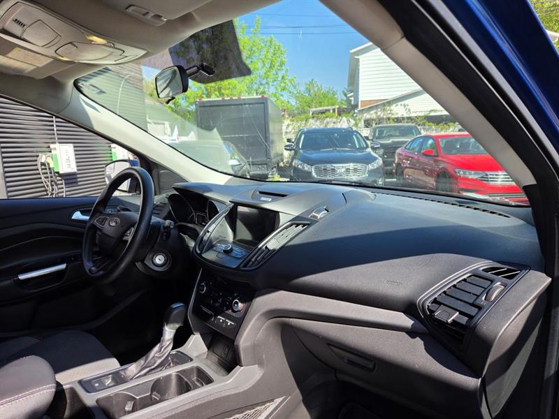 ford Escape 2017 - 10