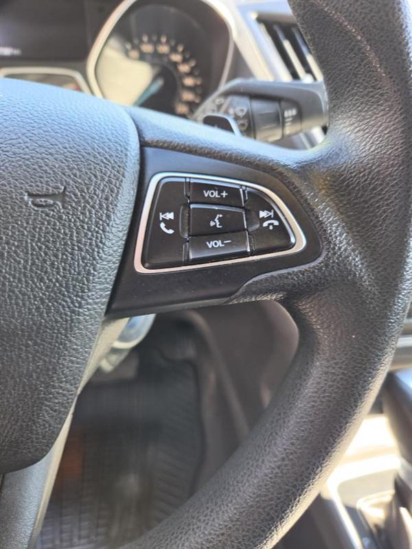ford Escape 2017 - 19