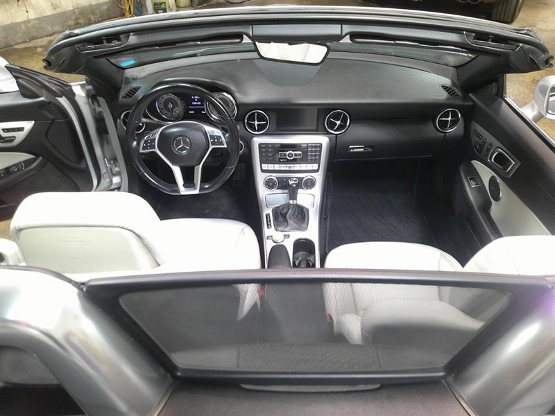 mercedes-benz SLK-Class 2012 - 11
