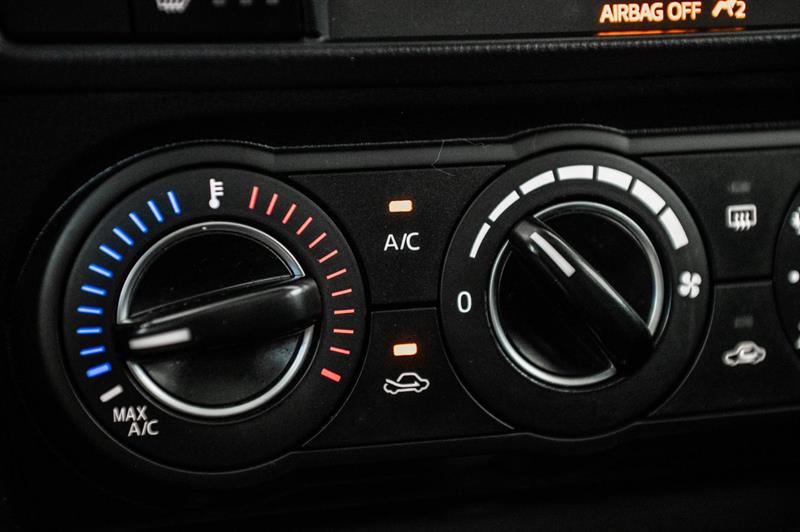 mazda Mazda3 2015 - 22
