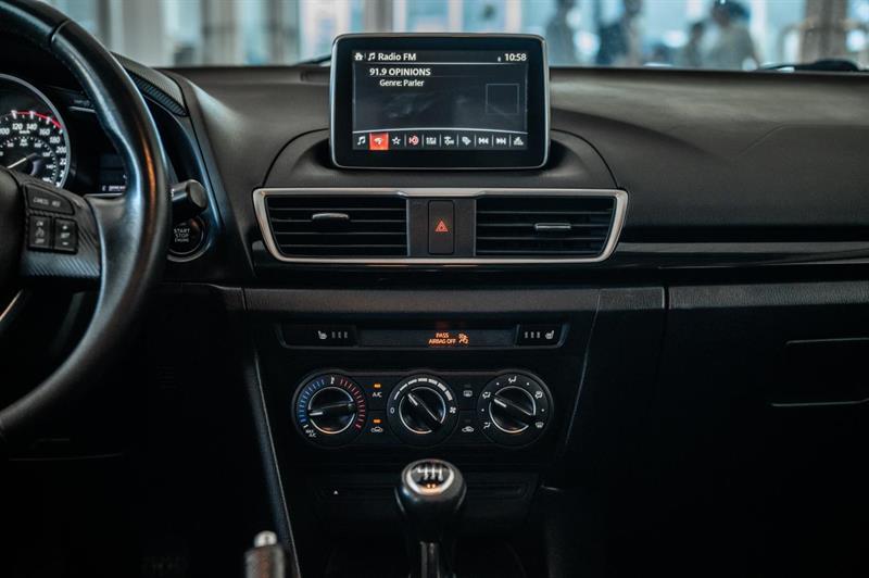 mazda Mazda3 2015 - 28