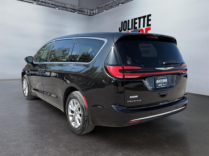 chrysler Pacifica 2023 - 5