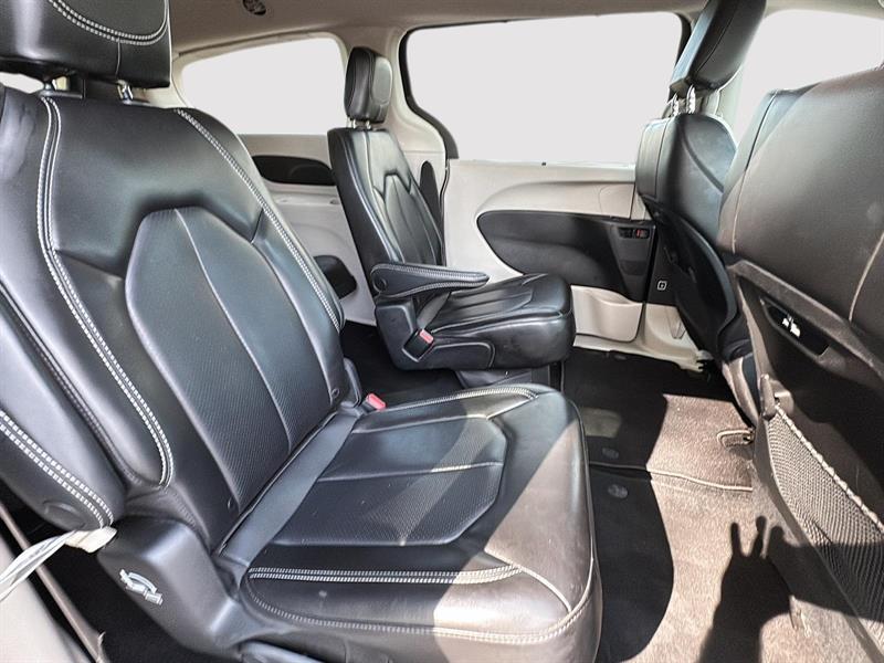 chrysler Pacifica 2023 - 16