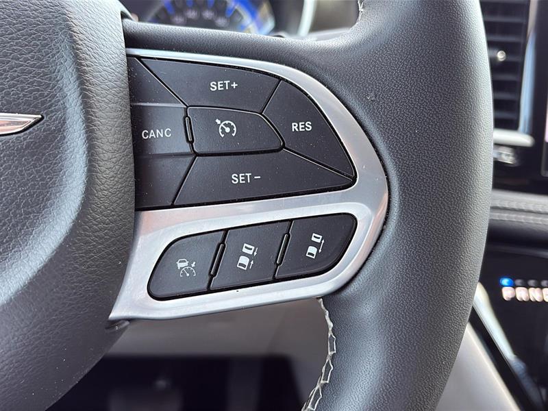 chrysler Pacifica 2023 - 29