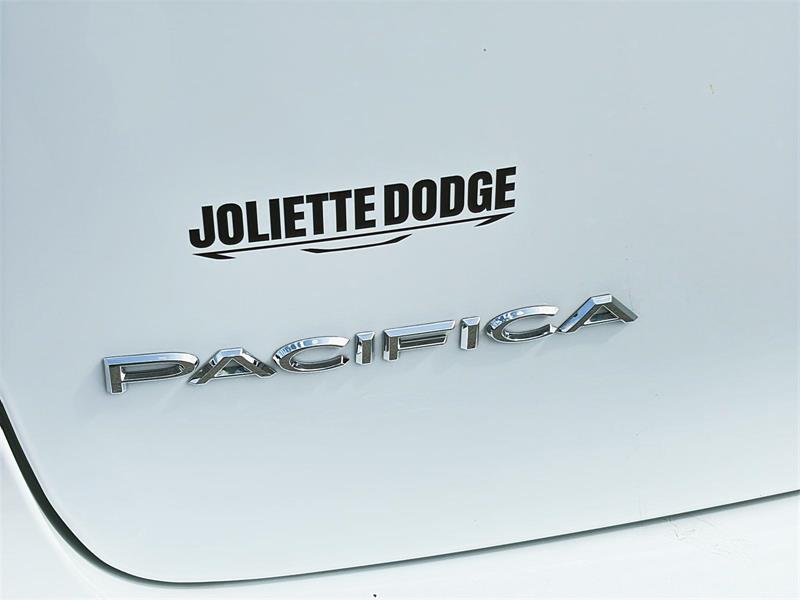 chrysler Pacifica 2023 - 12