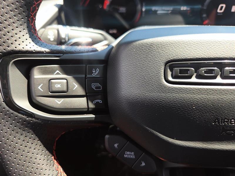 dodge Charger 2026 - 17
