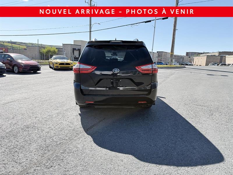 toyota Sienna 2019 - 14