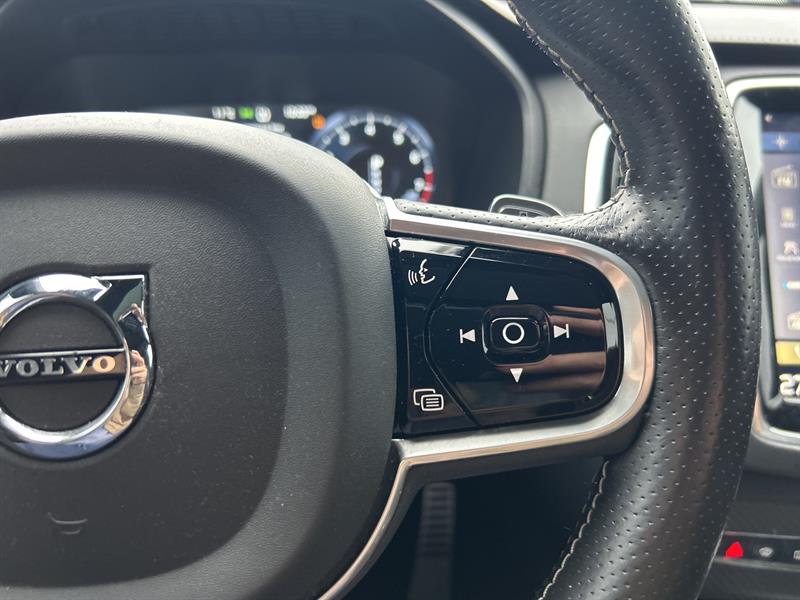 volvo XC90 2018 - 11