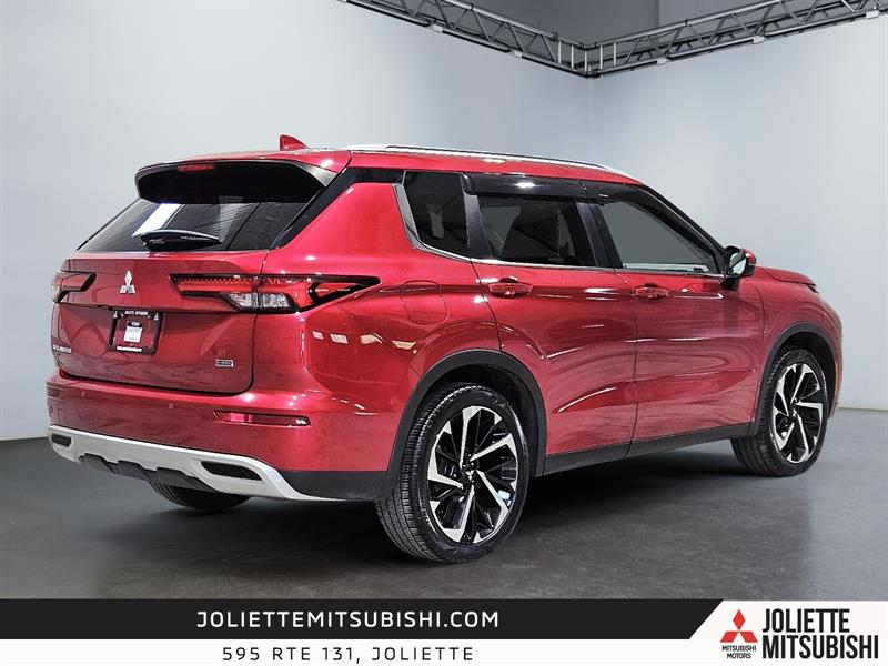 mitsubishi Outlander 2022 - 16