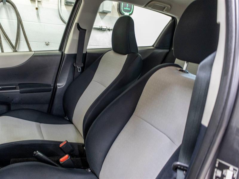 toyota Yaris 2012 - 20