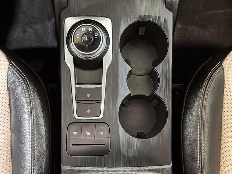 ford Escape 2022 - 21