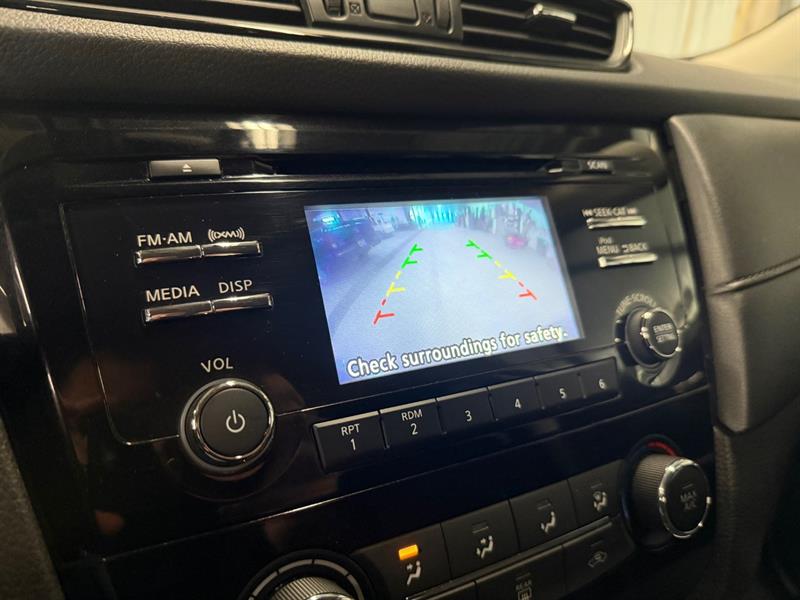 nissan Rogue 2017 - 24