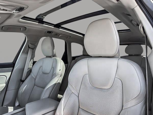 volvo XC60 2021 - 10