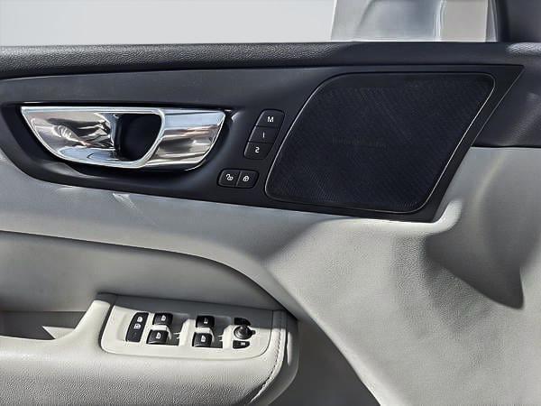 volvo XC60 2021 - 13