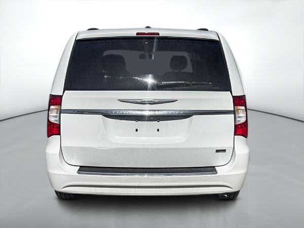 chrysler Town & Country 2016 - 4